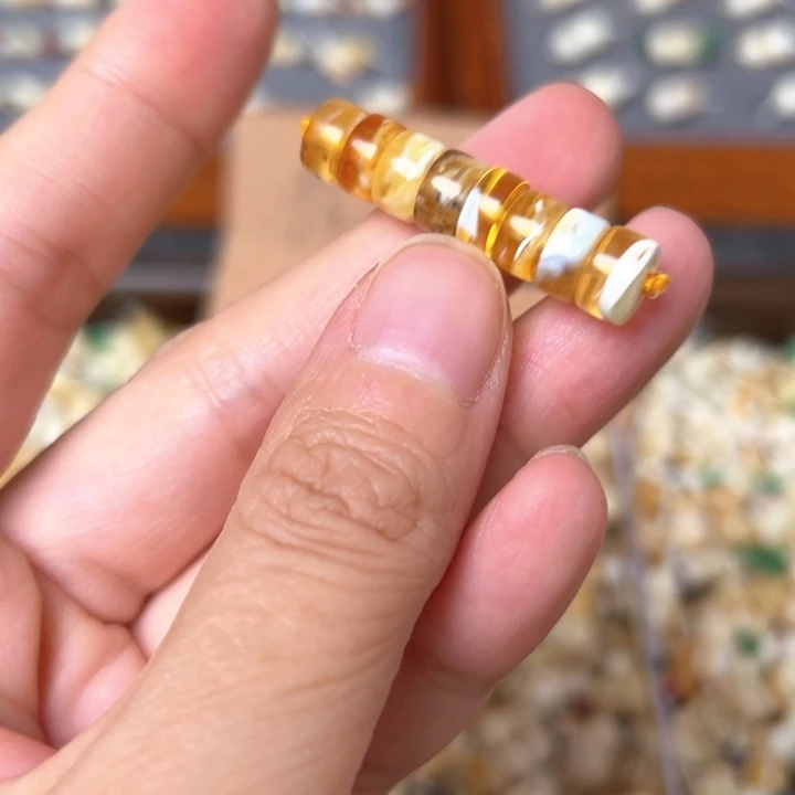 蜜蜡未镶嵌裸石7.8mm一组
