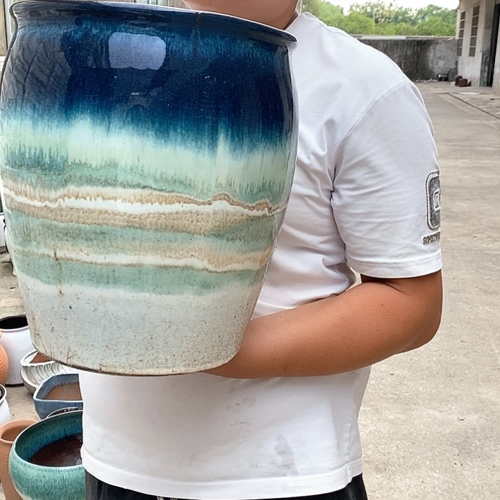 紫砂花盆口25高31瑕疵