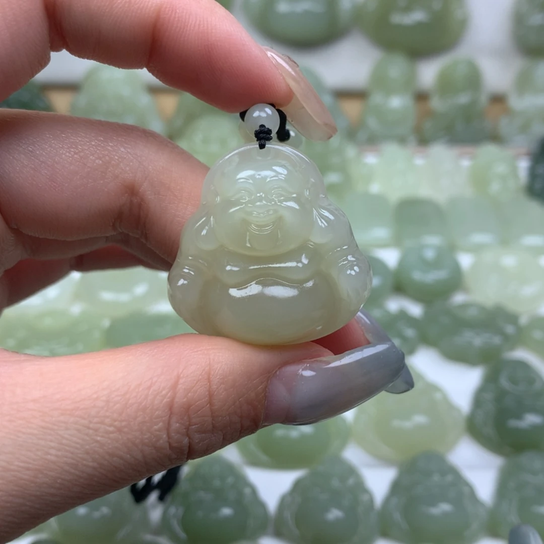 【闪购商品】颈饰未镶嵌和田玉