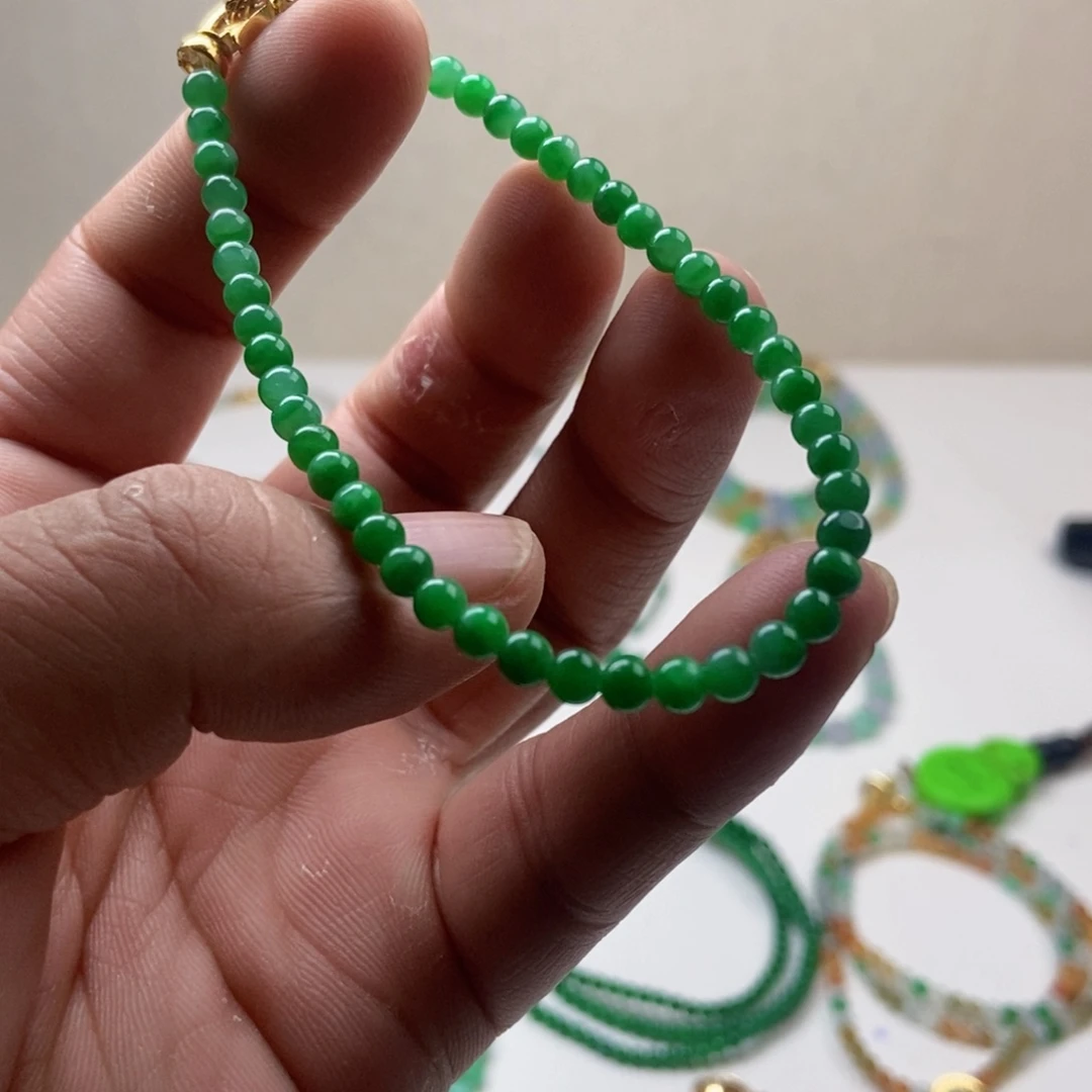 定制翡翠未镶嵌卡4