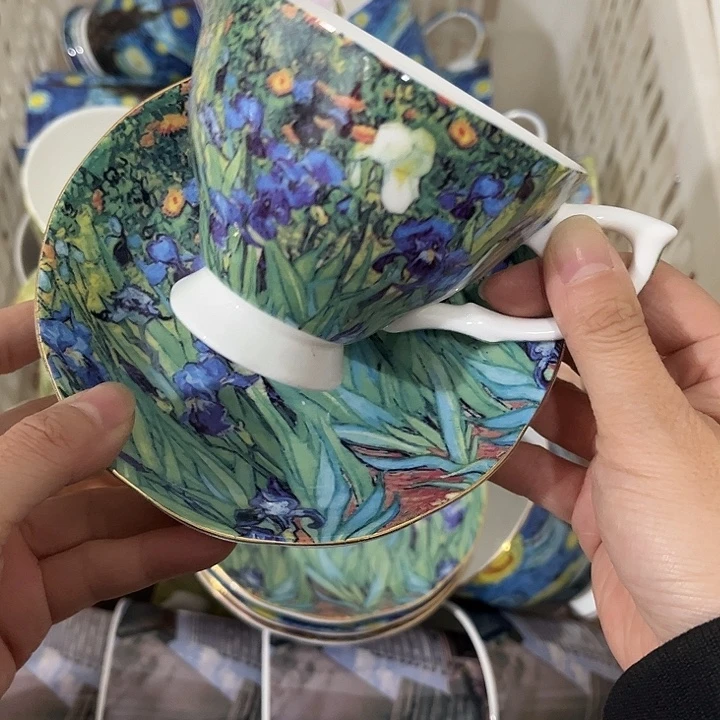 瓷片微瑕骨瓷鸢尾花一套