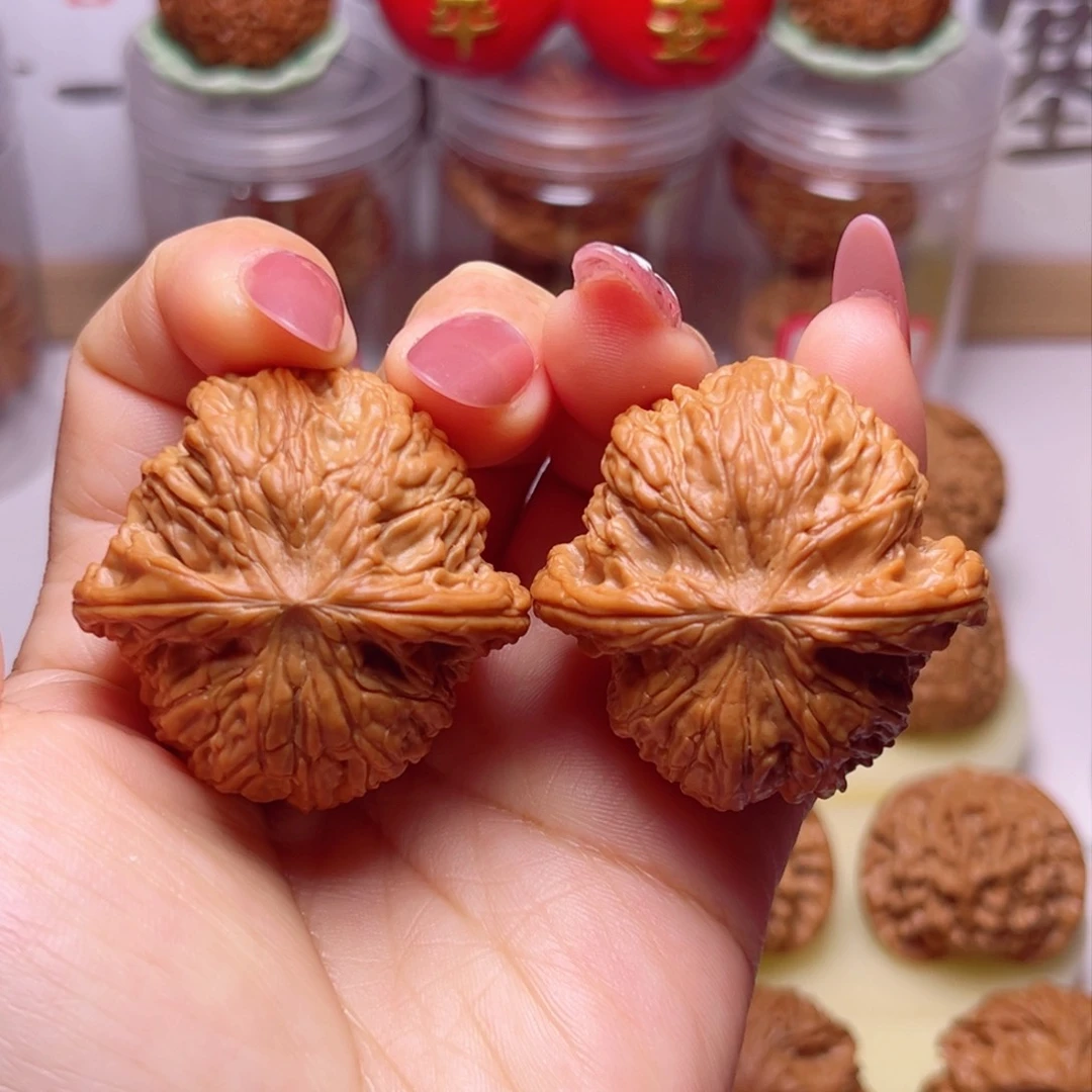 文玩核桃吊坠42尺全品正球磨