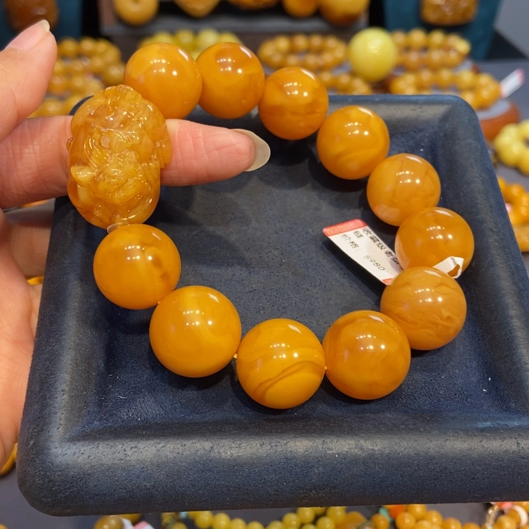 Q***8琥珀未镶嵌手链蜜蜡
