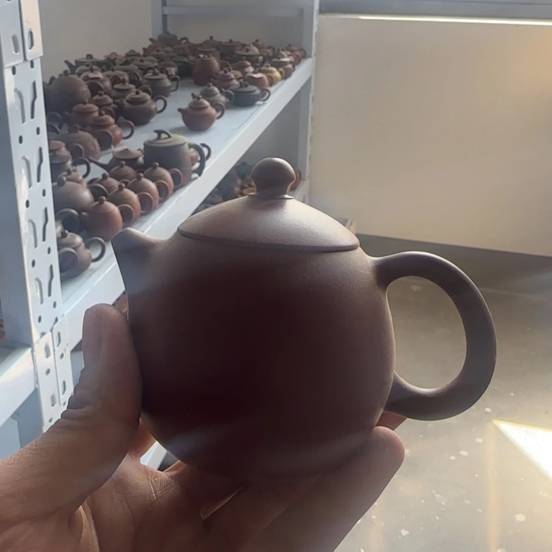 紫砂茶壶朱泥龙蛋220毫升