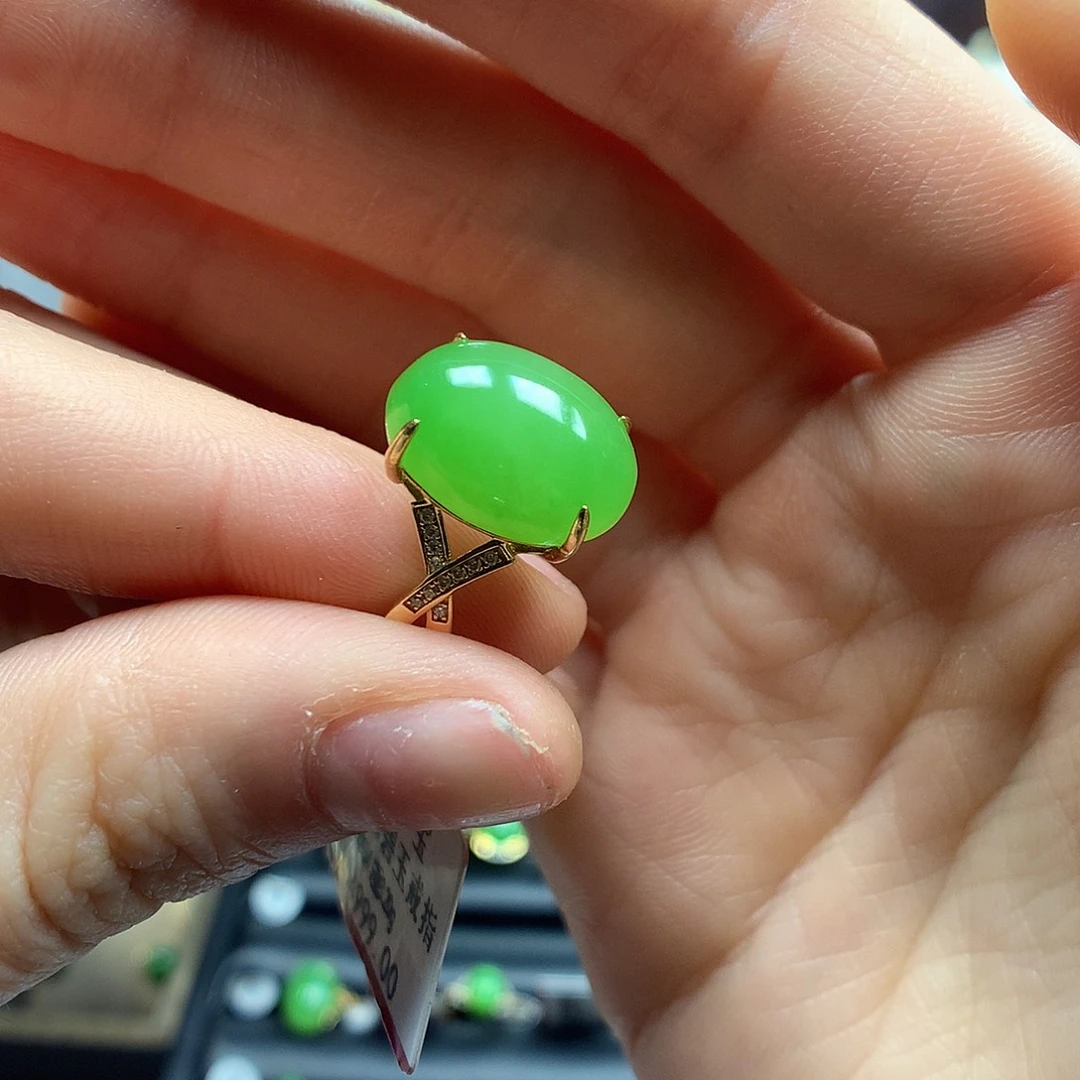 和田玉戒指18K金镶嵌10×14