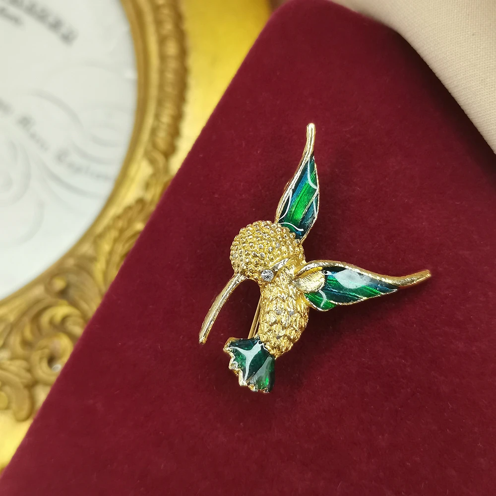 精致小蜂鸟胸针[2501204-037]