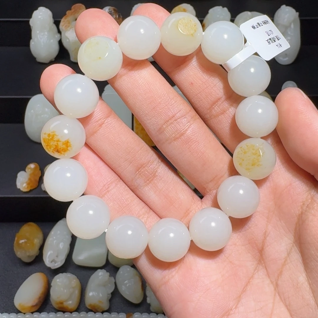 和田玉（子料）未镶嵌颈饰黄**佛