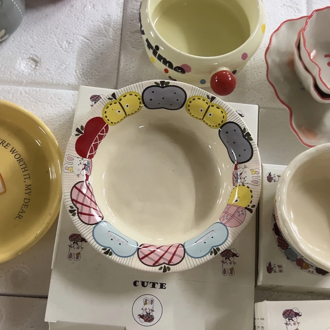 搪瓷正品苹果兔反口盘一个