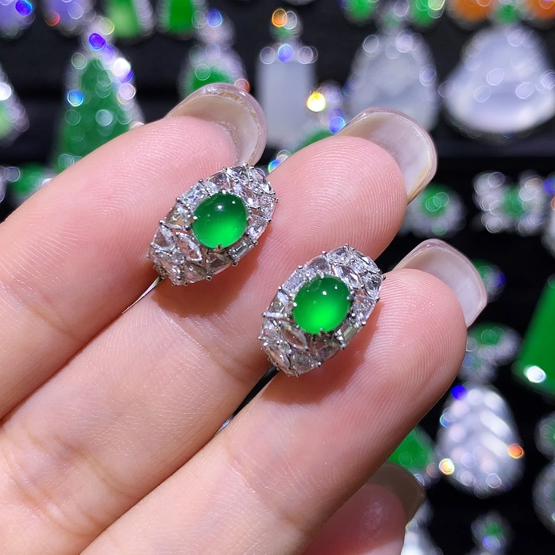 翡翠18K金镶嵌耳饰高冰满绿龙石种起光