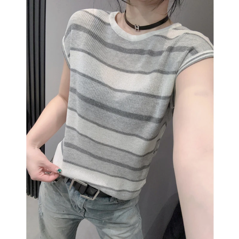 夏季新款冰丝针织衫短袖女时尚条纹百搭休闲显瘦修身上衣小衫欧货