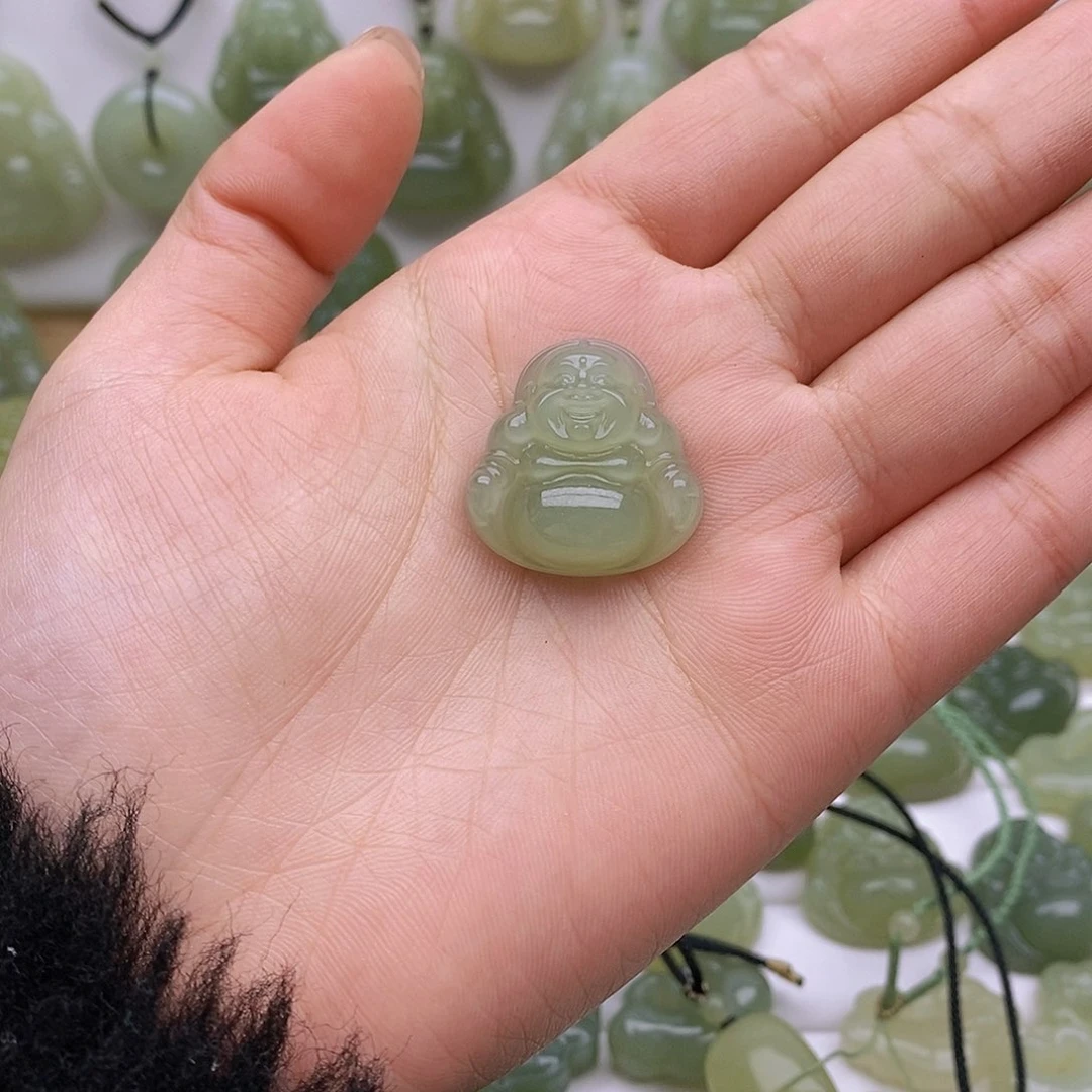 和田玉颈饰未镶嵌朝**拾