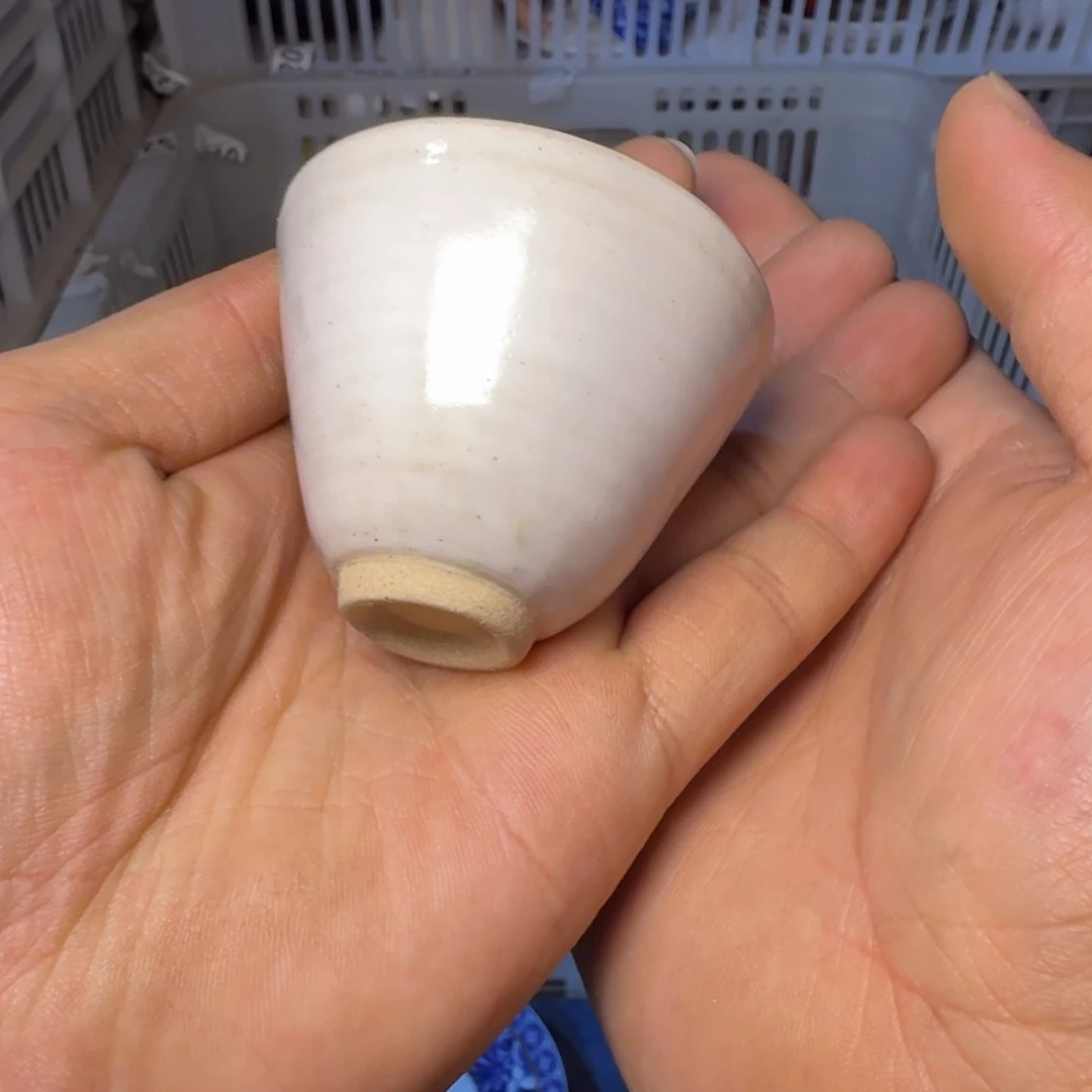 微瑕疵介意勿拍陶瓷器皿W819