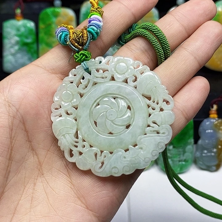 翡翠未镶嵌颈饰天然翡翠A货