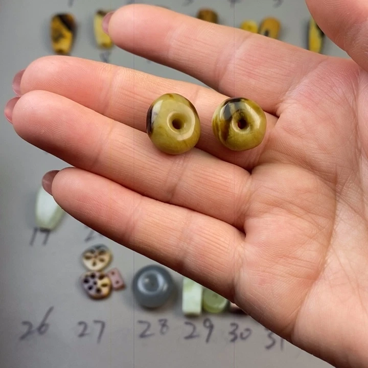 M***u蛇纹石玉未镶嵌百搭款配饰