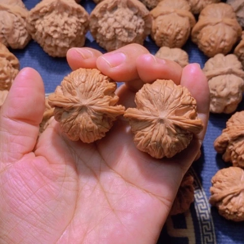 【闪购商品】吊坠文玩核桃准****磨盘39
