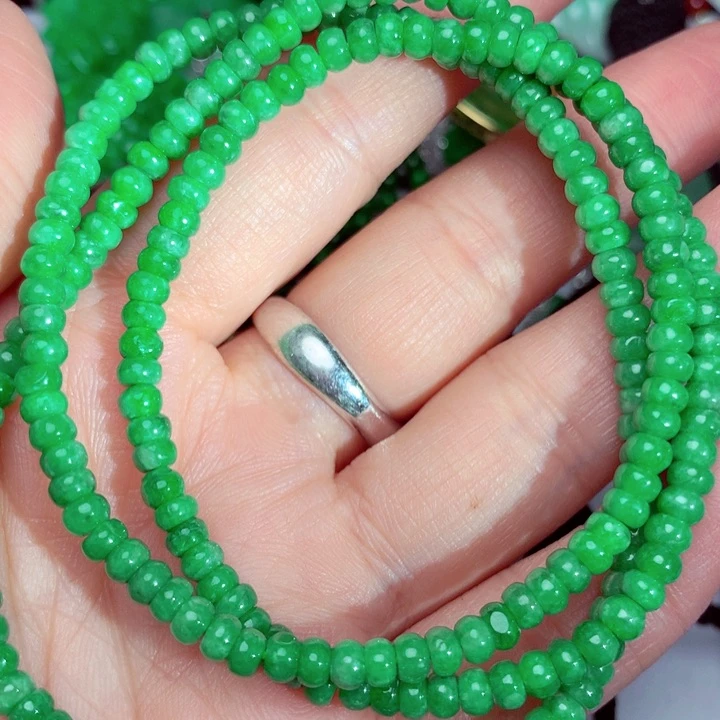 翡翠颈饰未镶嵌项链