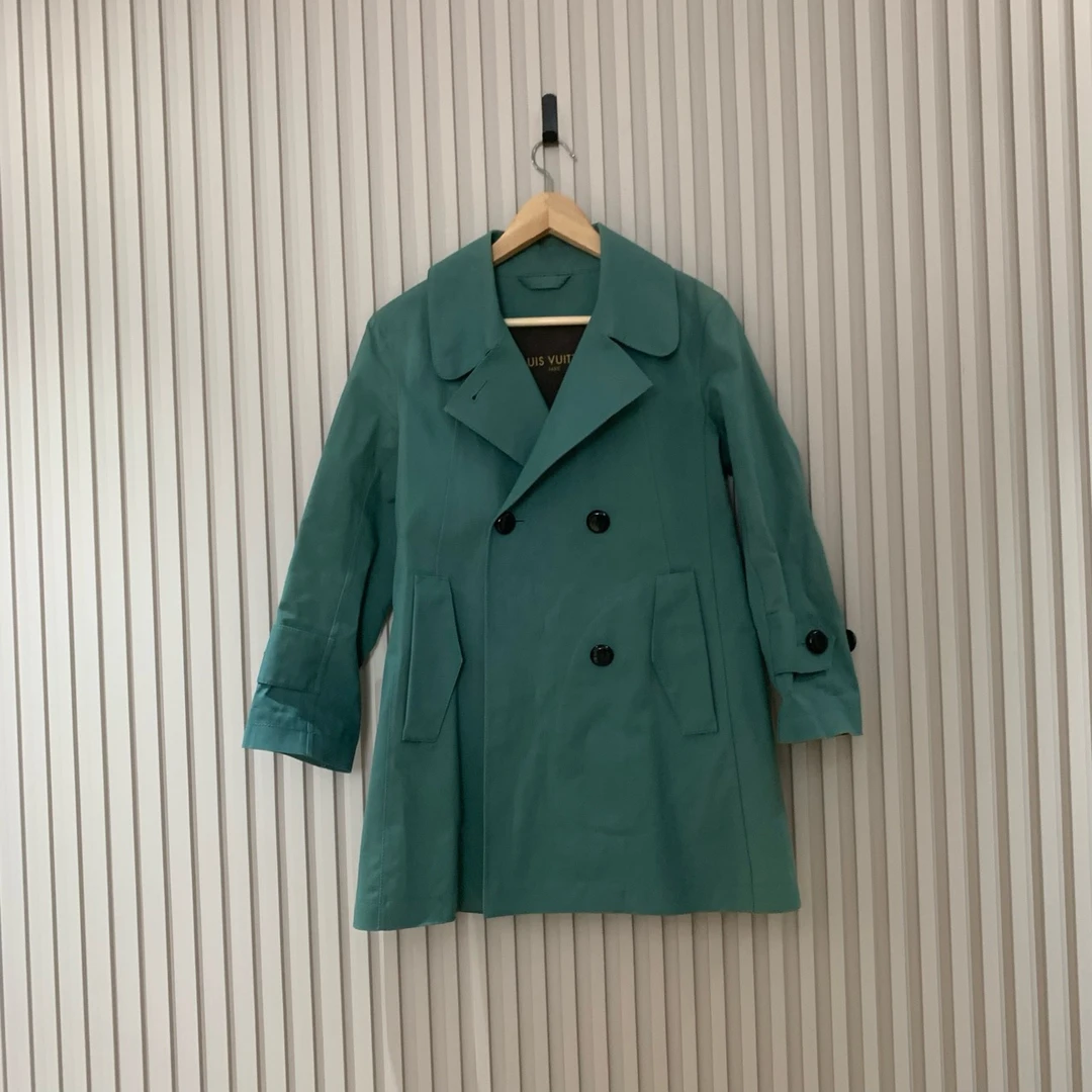 Louis Vuitton lv绿色内里老花满印风衣/36码/99新/12055