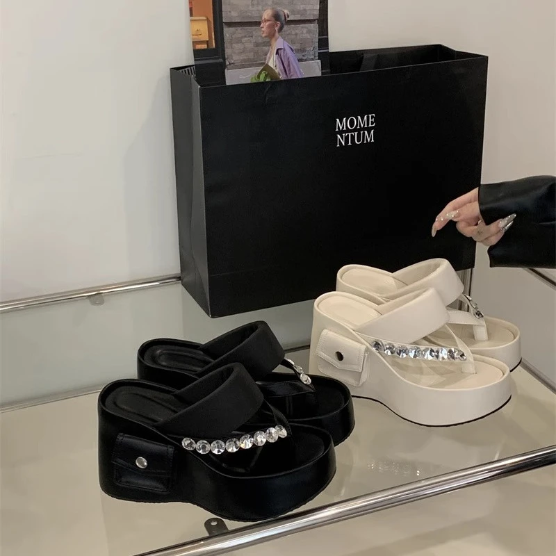 厚底夹趾拖鞋外穿小个子坡跟2025夏新款百搭增高休闲松糕鞋人字拖