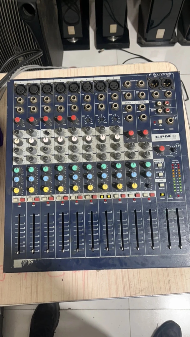 9新  二手 EPM8调音台 不知道好坏 配件出