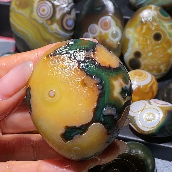 玛瑙/玉髓未镶嵌珠宝奇石71