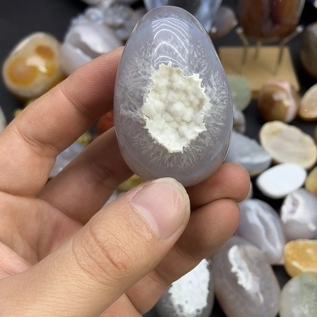 玛瑙/玉髓未镶嵌珠宝奇石