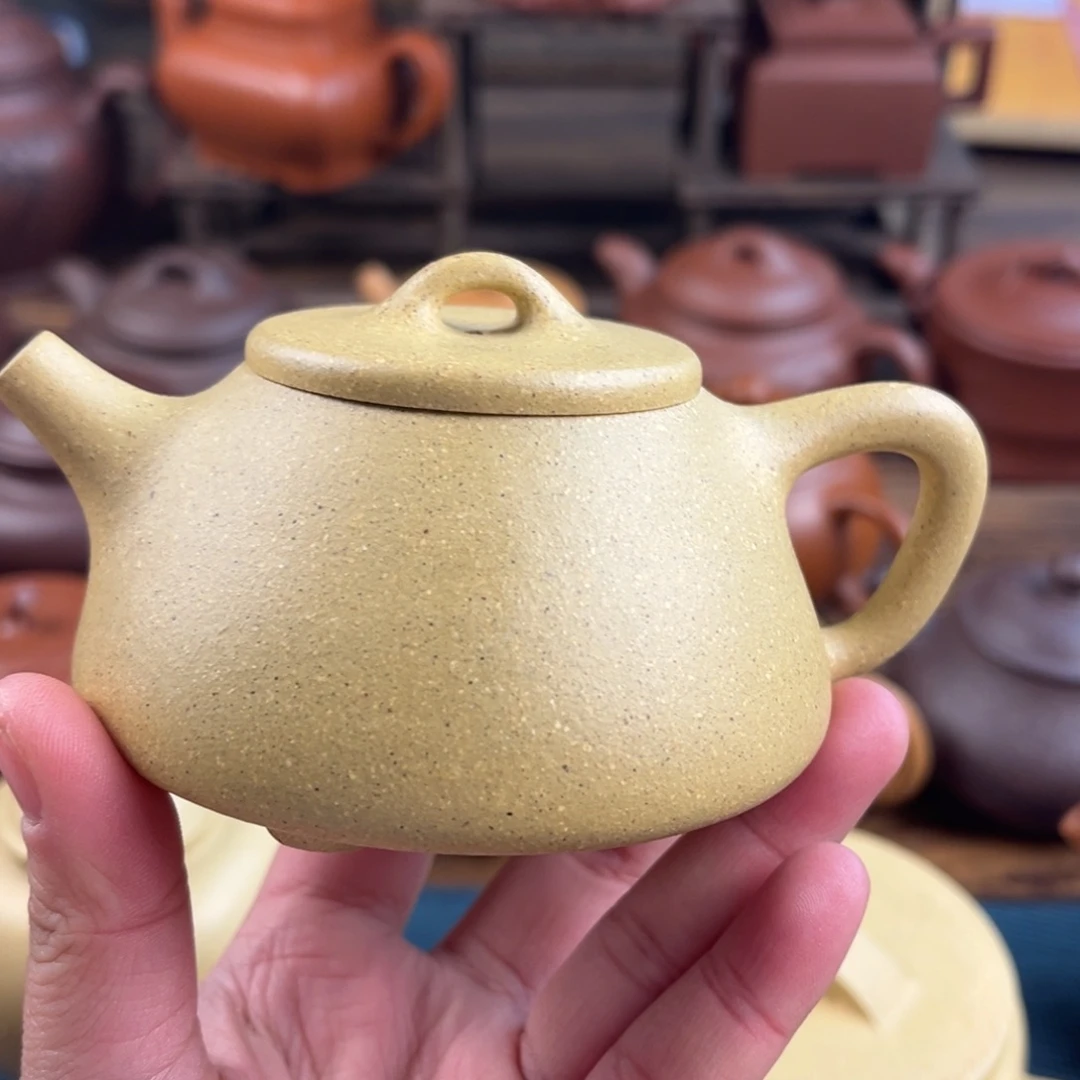 南***人紫砂茶壶手工制作工艺精湛