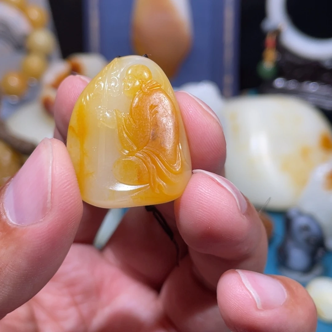 颈饰未镶嵌和田玉