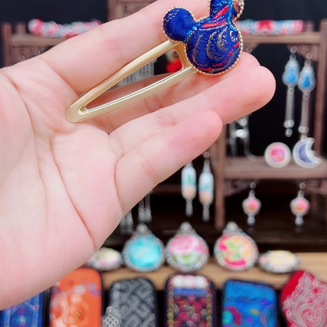 黄铜925银布艺手工刺绣