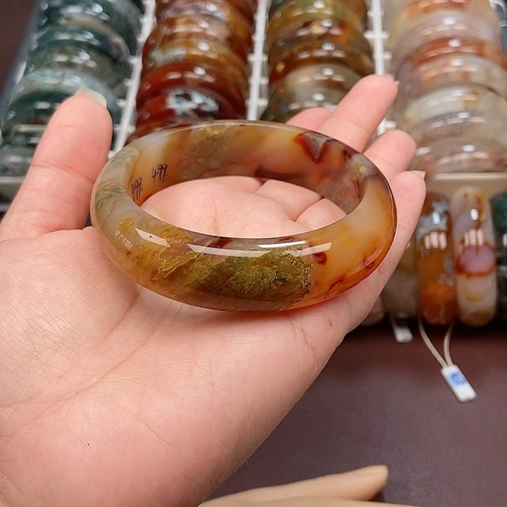 玛瑙/玉髓手镯未镶嵌