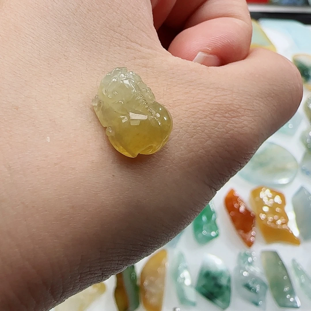 定制翡翠未镶嵌翡翠定制