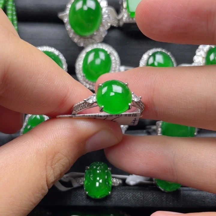 翡翠戒指银S925镶嵌戒指