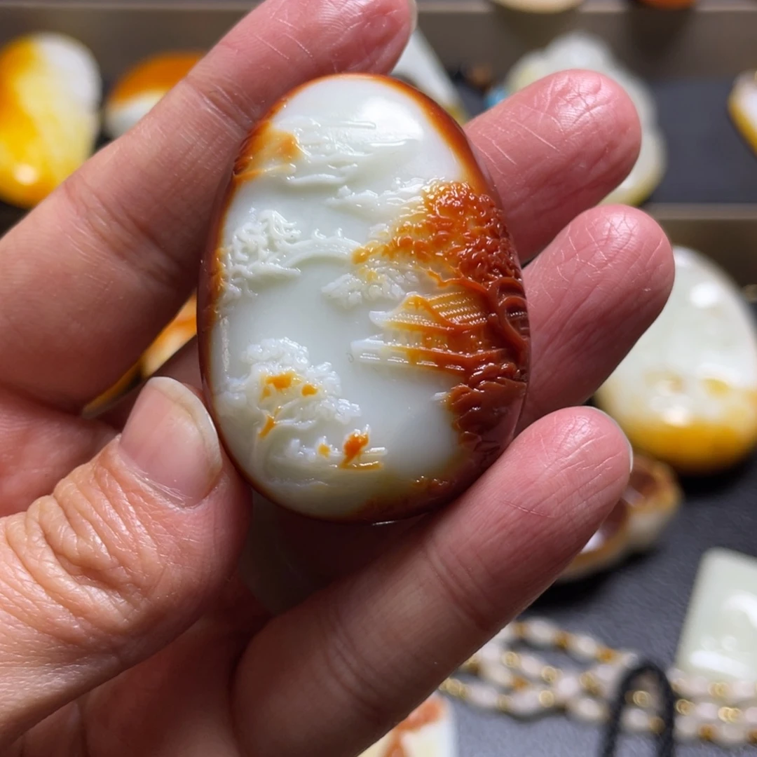 和田玉未镶嵌颈饰