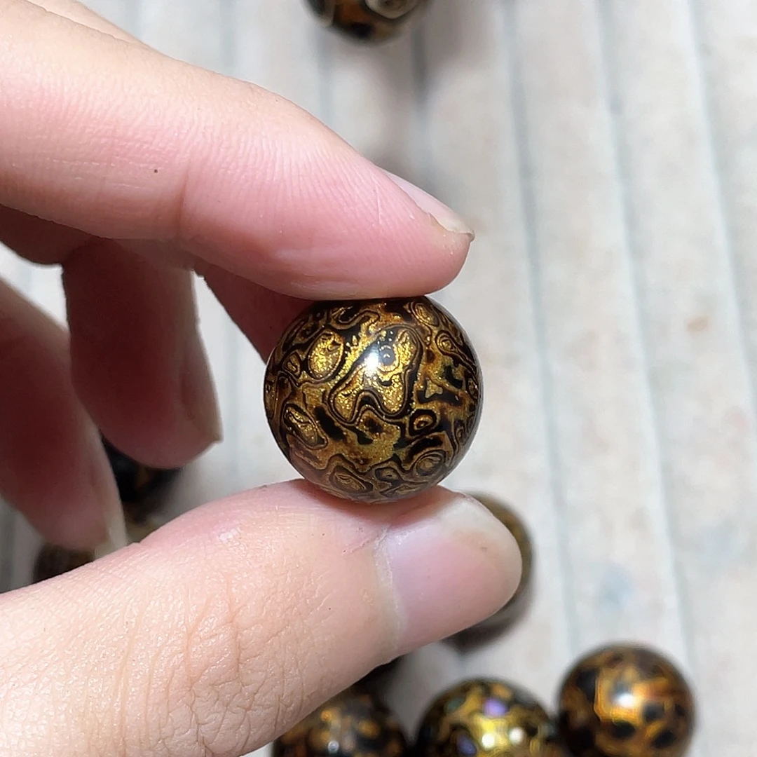 全***灯犀皮1.8黑金一个一物一拍