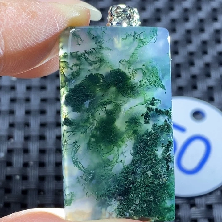 未镶嵌颈饰玛瑙/玉髓雨*