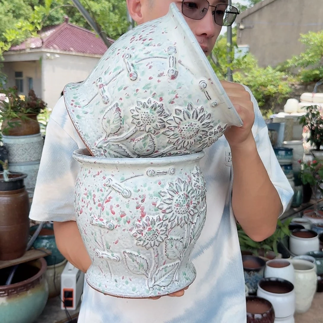 紫砂花盆口20高20（两个白色太阳花旗袍