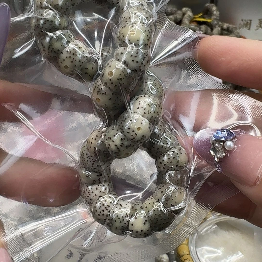 星月菩提手串36卓越糯冰石玉大肠10