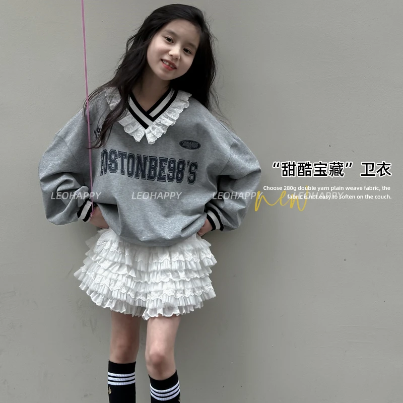 【甜酷宝藏】V领条纹拼接蕾丝花边字母印花套头长袖卫衣