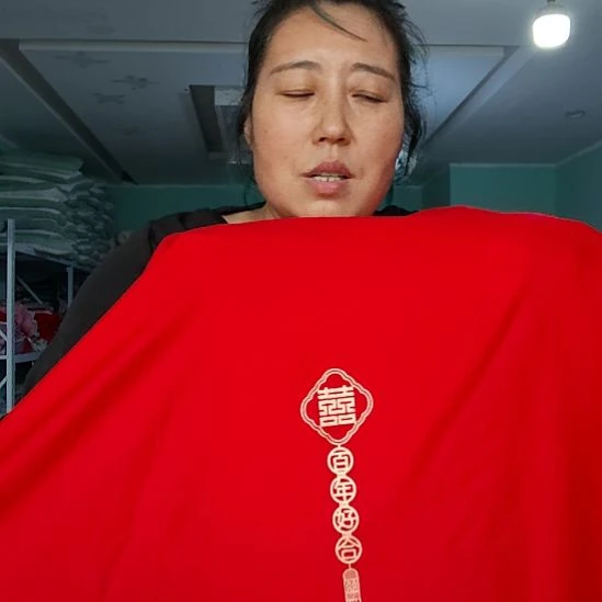 棉花高端大床双人四件套。