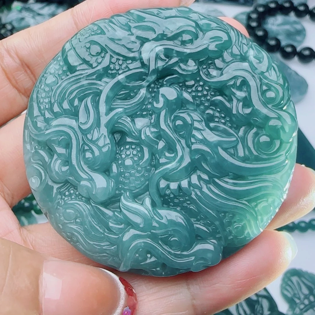 颈饰未镶嵌翡翠多样性发货天然的A货翡翠
