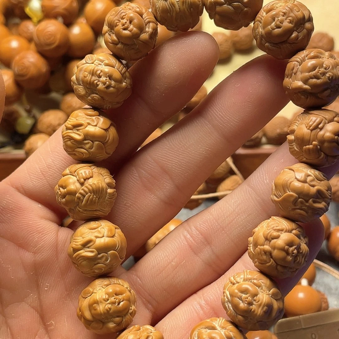 猴头核桃雕刻横财神