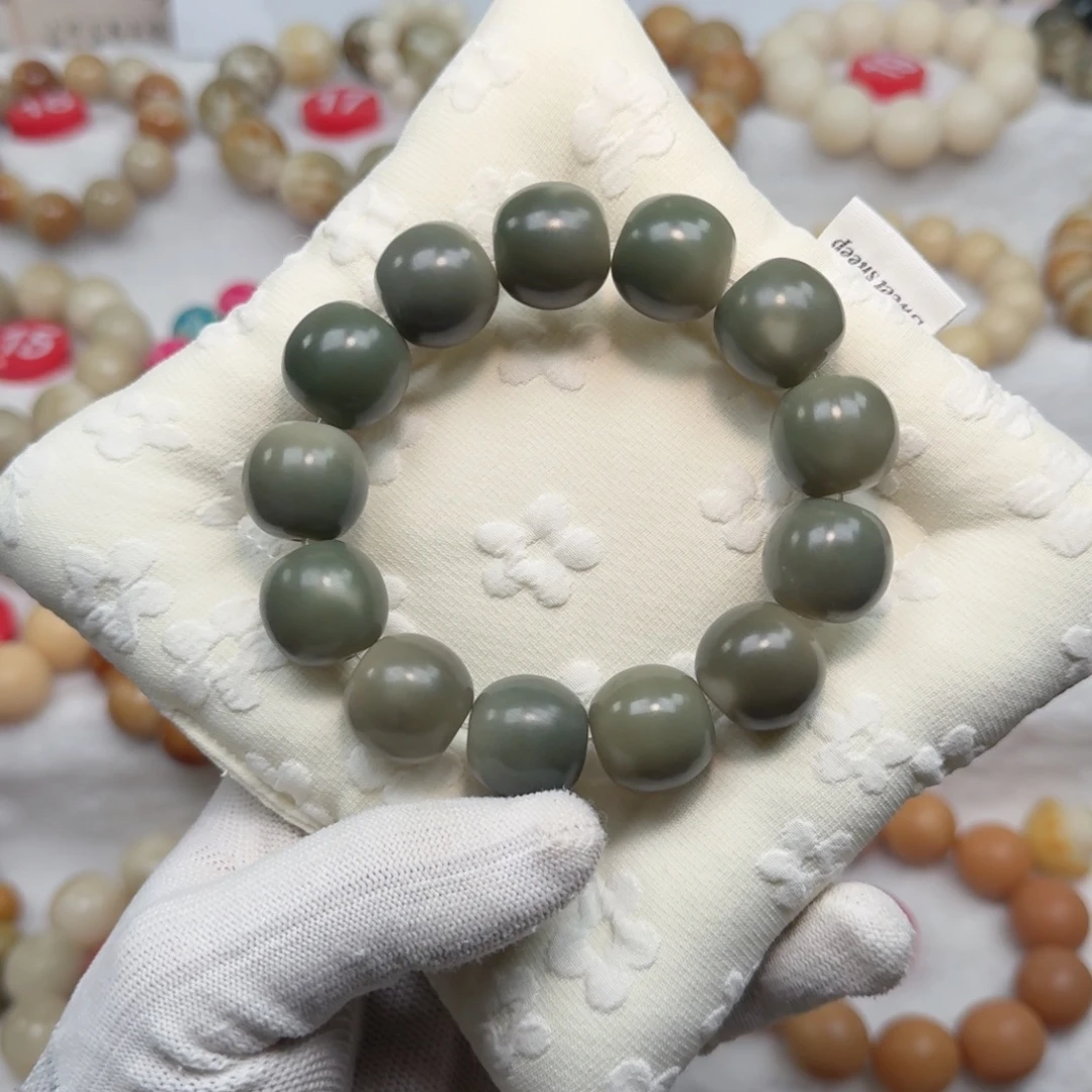 吊坠白玉菩提卡19阴皮料苹果园手工干磨