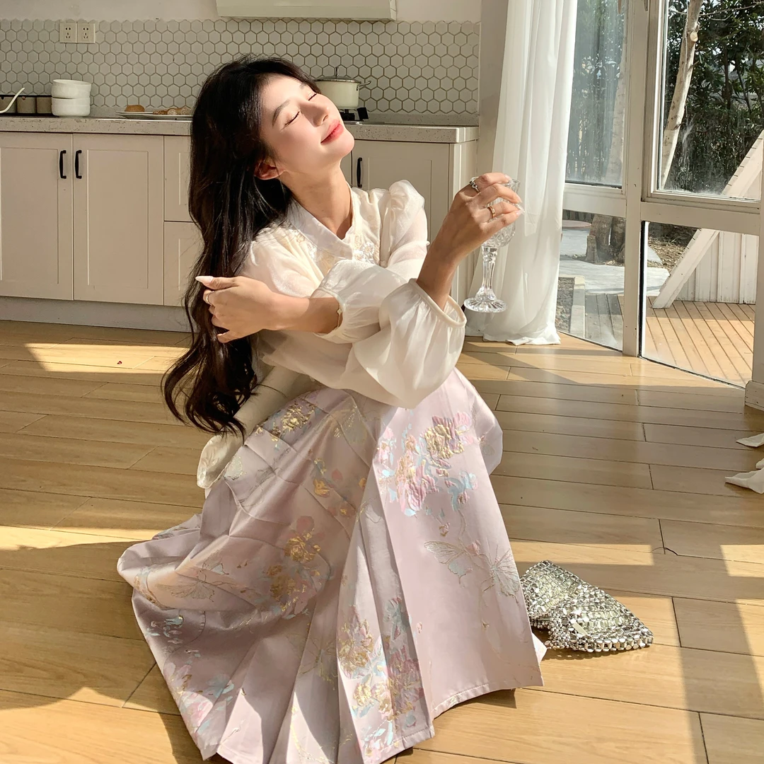 新中式高级感气质套装女2025秋季新款清冷感衬衣国风马面裙两件套