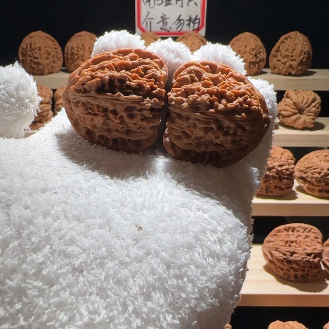 吊坠文玩核桃41奥迪三角