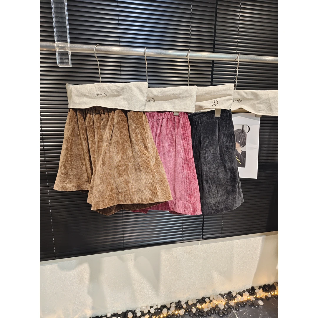 B230小众设计师品牌新款雪尼尔短裤休闲裤质感显瘦潮流