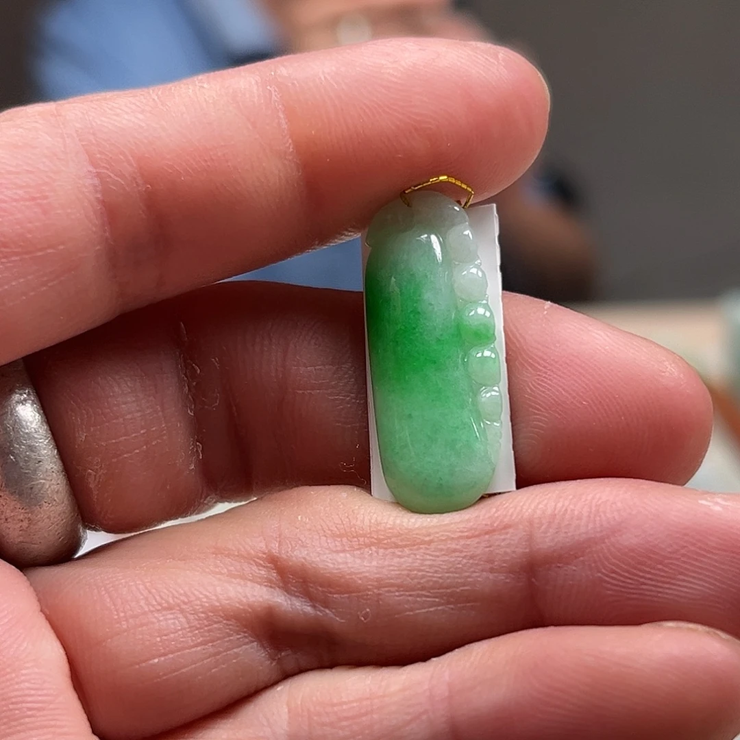 吊坠(不含链)未镶嵌翡翠天然翡翠
