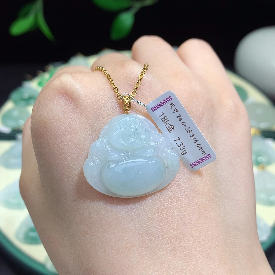 翡翠18K金镶嵌颈饰佛公