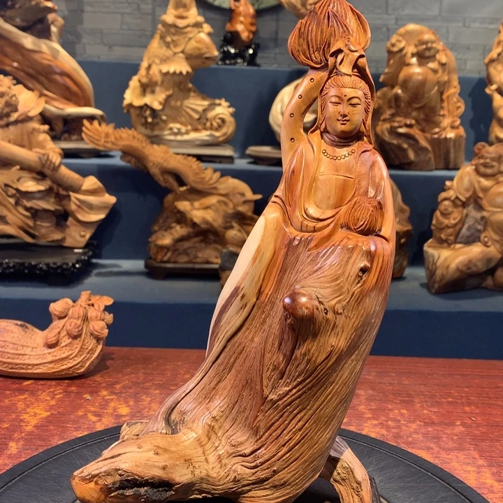 柏木（崖柏）根雕摆件