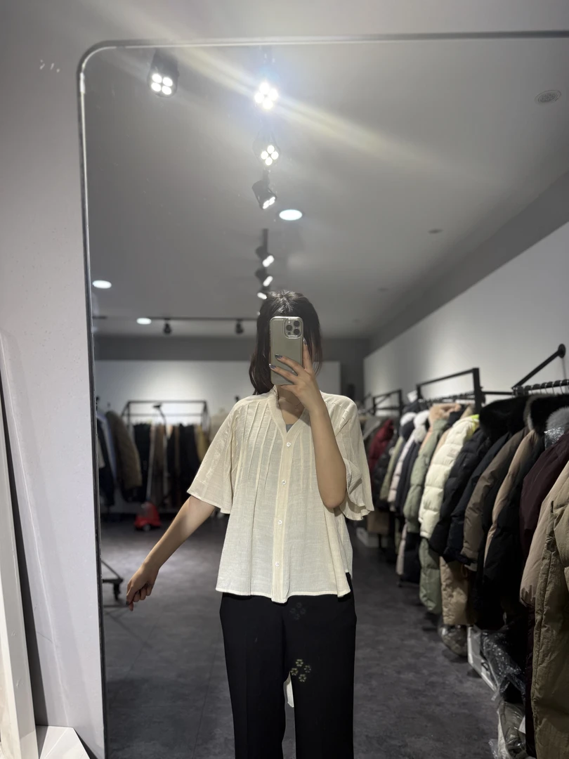 1040-春季新款韩版设计师款舒适百搭宽松显瘦肌理感短袖衬衫