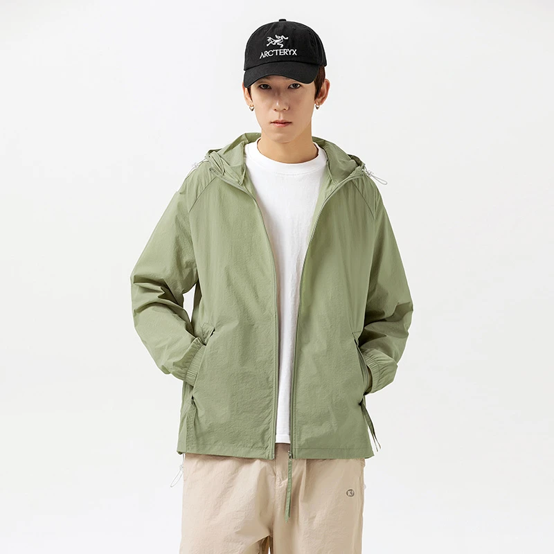 防晒服户外登山防泼水速干透气2025夏季新款男时尚潮流百搭夹克