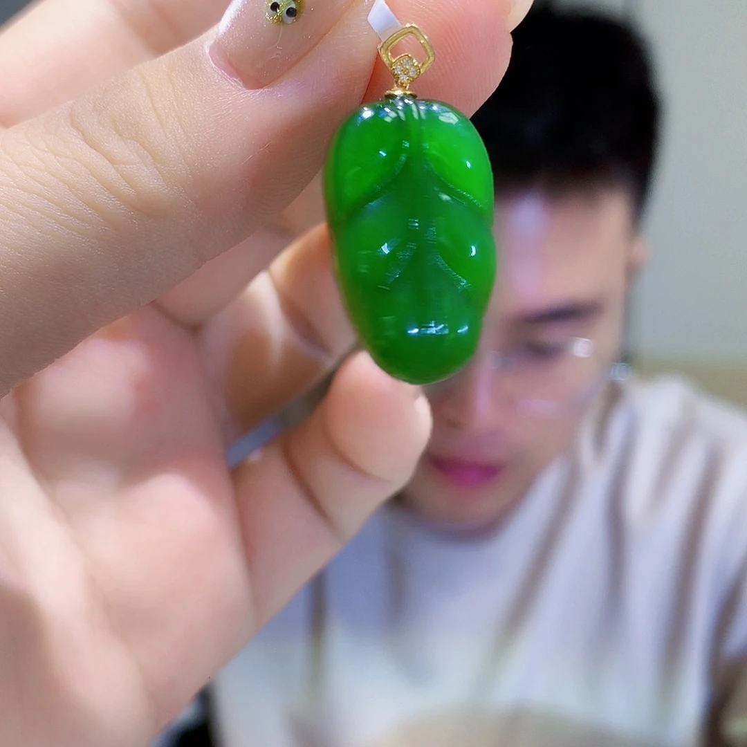 和田玉（碧玉）18K金镶嵌颈饰